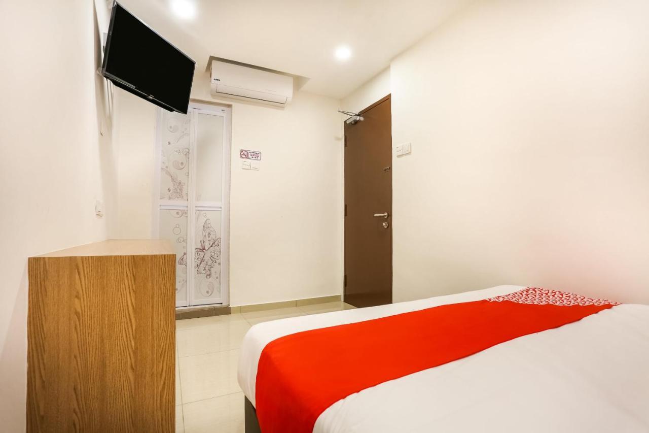 Dyaya Hotel Malacca Esterno foto