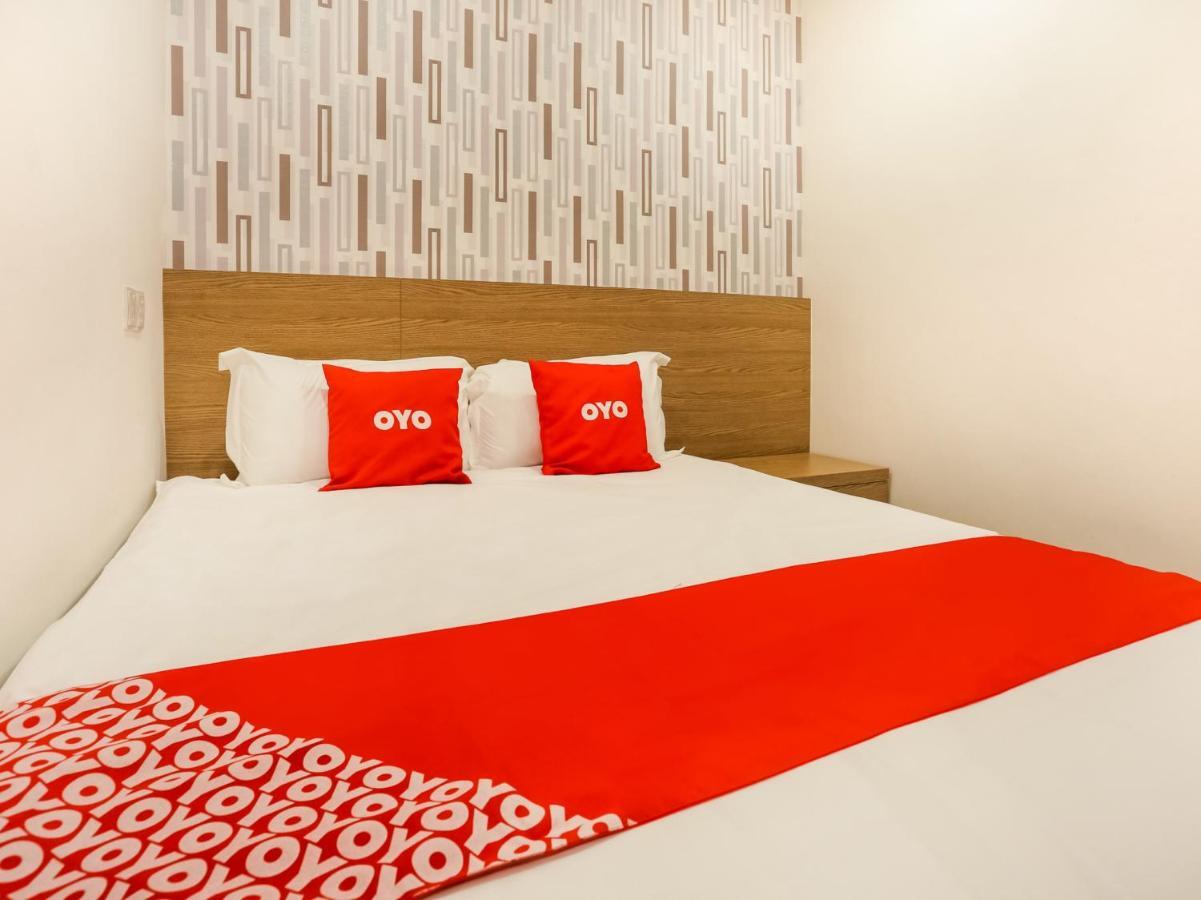 Dyaya Hotel Malacca Esterno foto